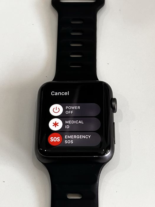 Apple Warch 7000 series aluminium