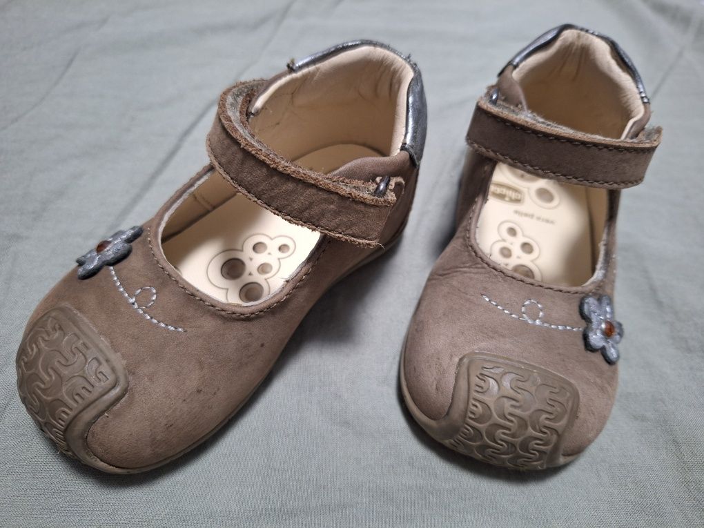 Детски обувки Chicco, размер 21