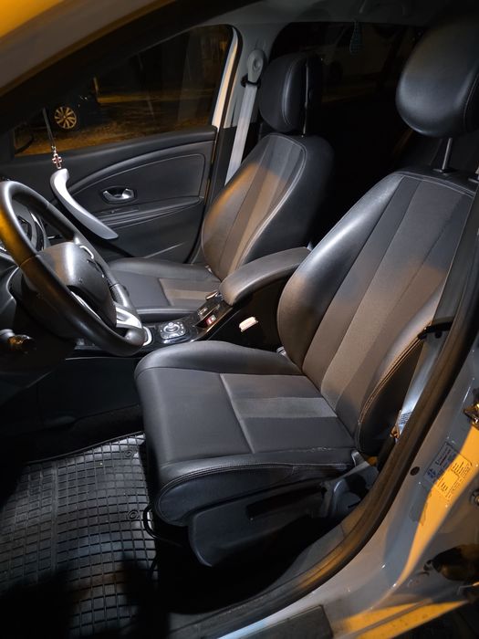 Renault Megane 3, pachet BOSE, 1.5dci, panoramic