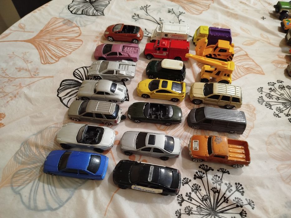 Колички Maisto 20 бр