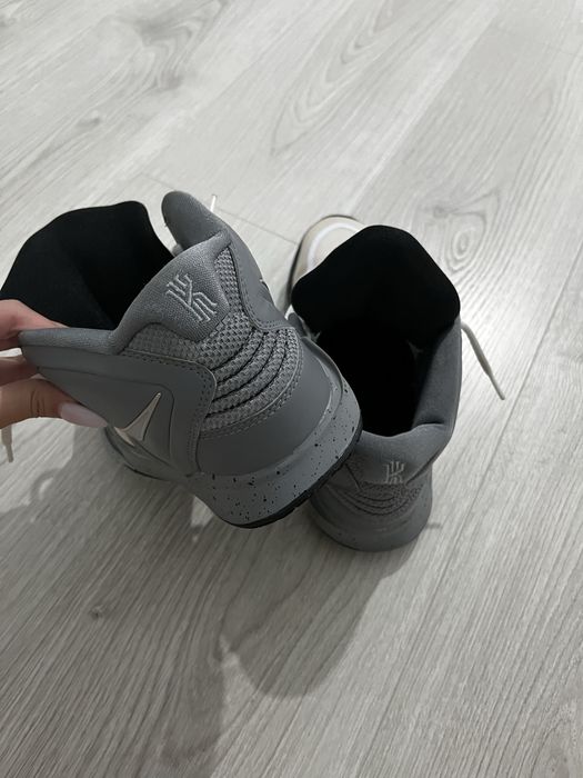 Nike Kyrie Irving 8