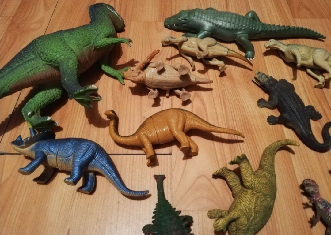 Dinozauri, figurine de colectie anii 80-90