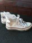 Teniși converse albi