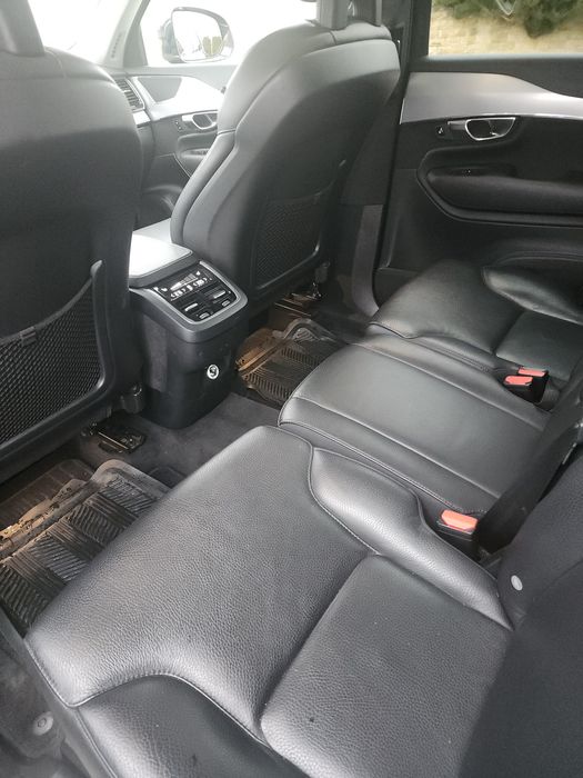 Volvo XC 90  T6 2.0  L   320 CP Panoramic , Camera Full ,7 locuri