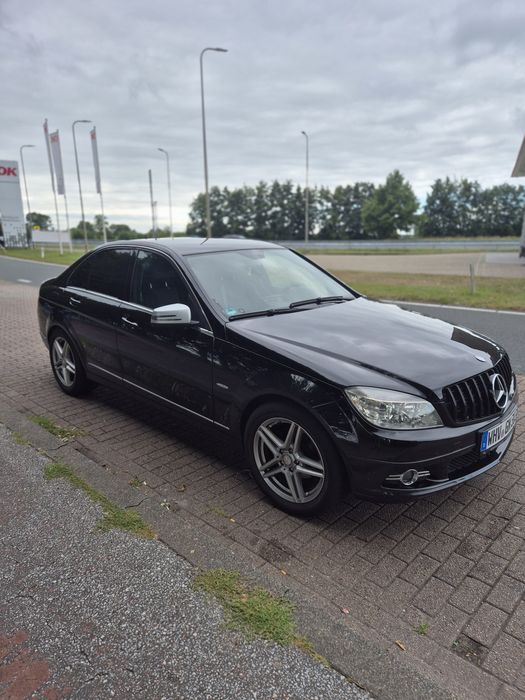 Mercedes W204  C200 Din 2008 Disel CUTIE AUTOMATA  Km 219643 Negru