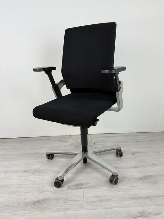 Ръководен офис стол Wilkhahn On 175/7 черен с облегалка Trimsion