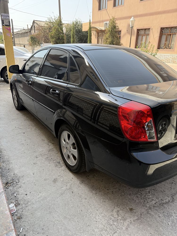 Gentra avtomat qora 2022