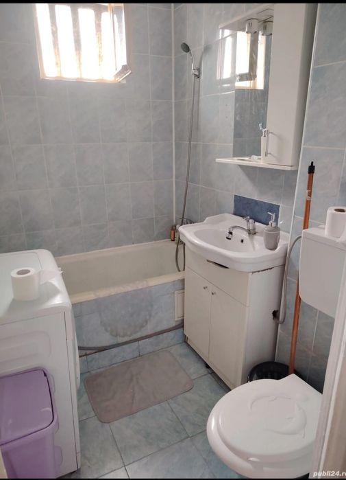 Închiriez apartament cu 3 camere S6