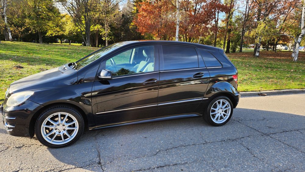 Mercedes-Benz B200 TURBO