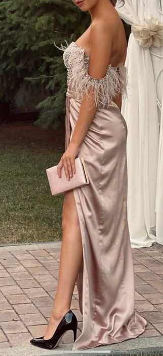 Официална рокля