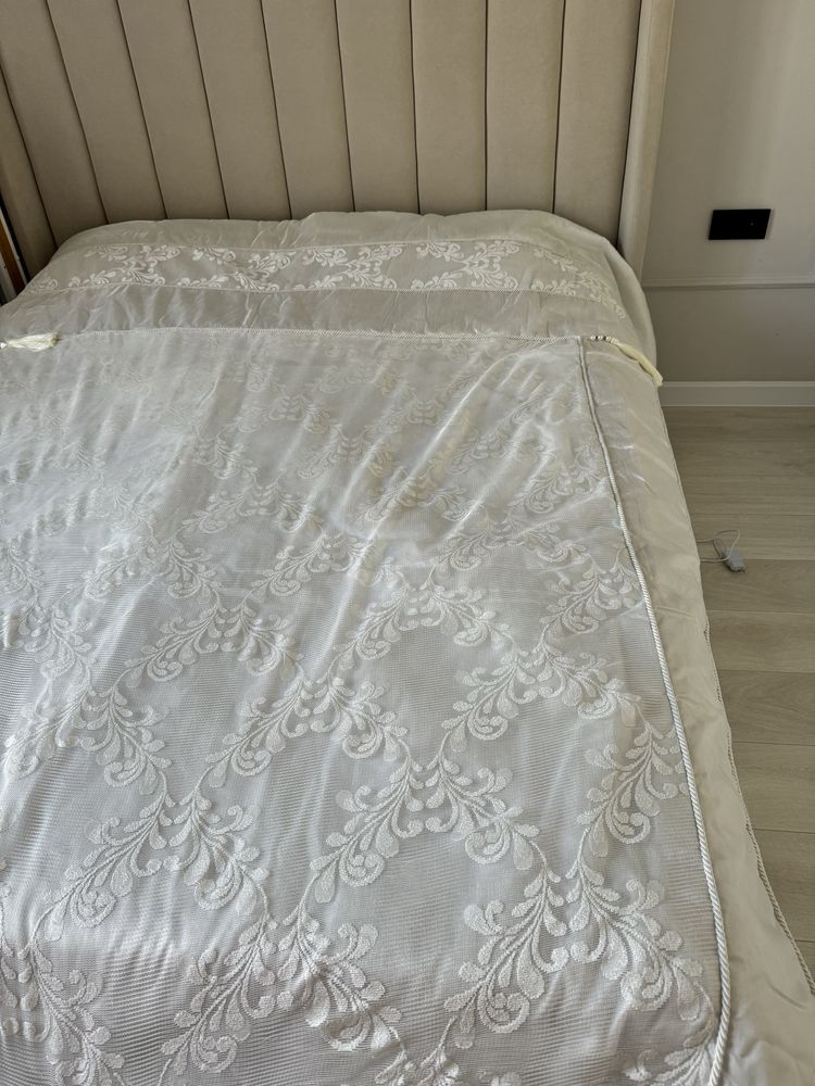 Одеяло белое с наволочками