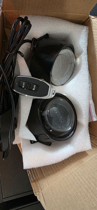 Devil's eye.Nou cu telecomanda