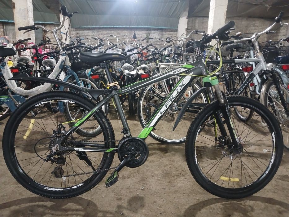 Срочна продам 24/26/27,5/28/29 размер Россия и Германия Китайский ориг