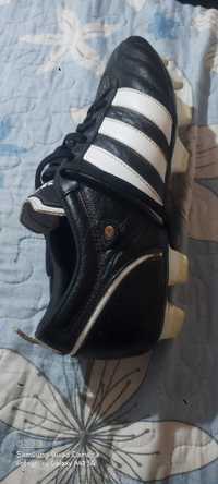 Ghete de fotbal adidas