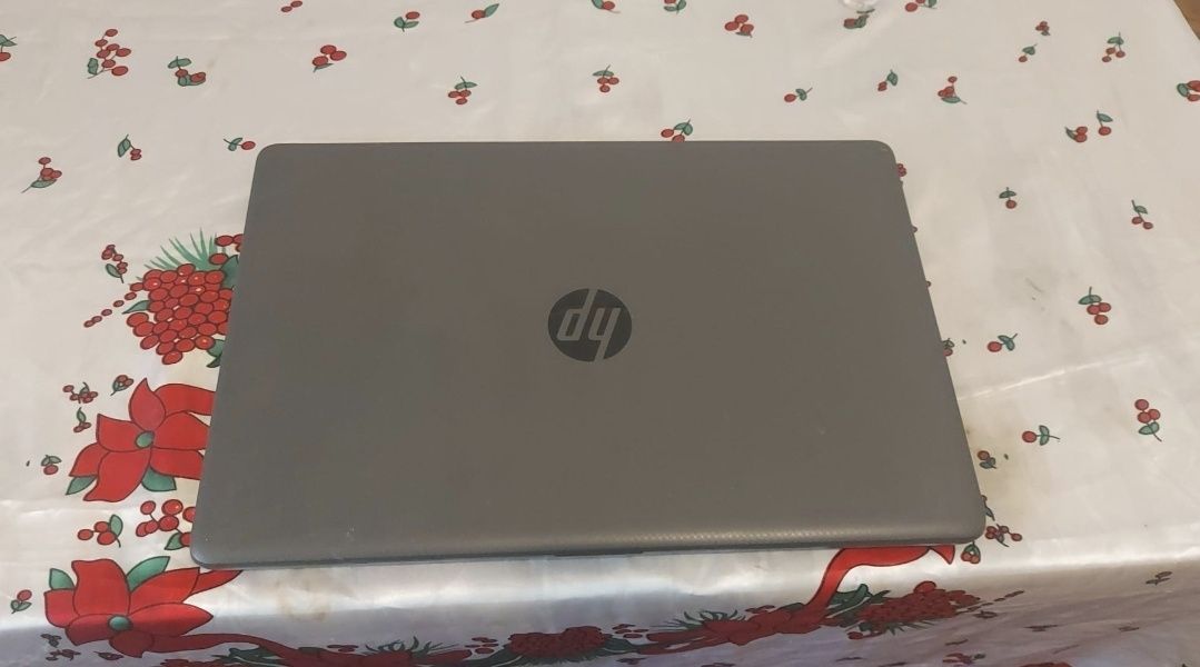 Laptop second hand HP G7 Amd, ram 8gb, hard ssd 128gb