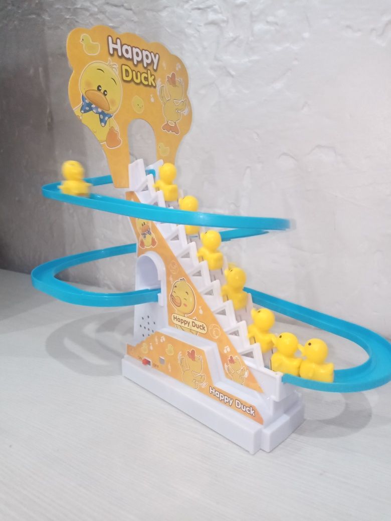Продам игрушку "Happy Duck"