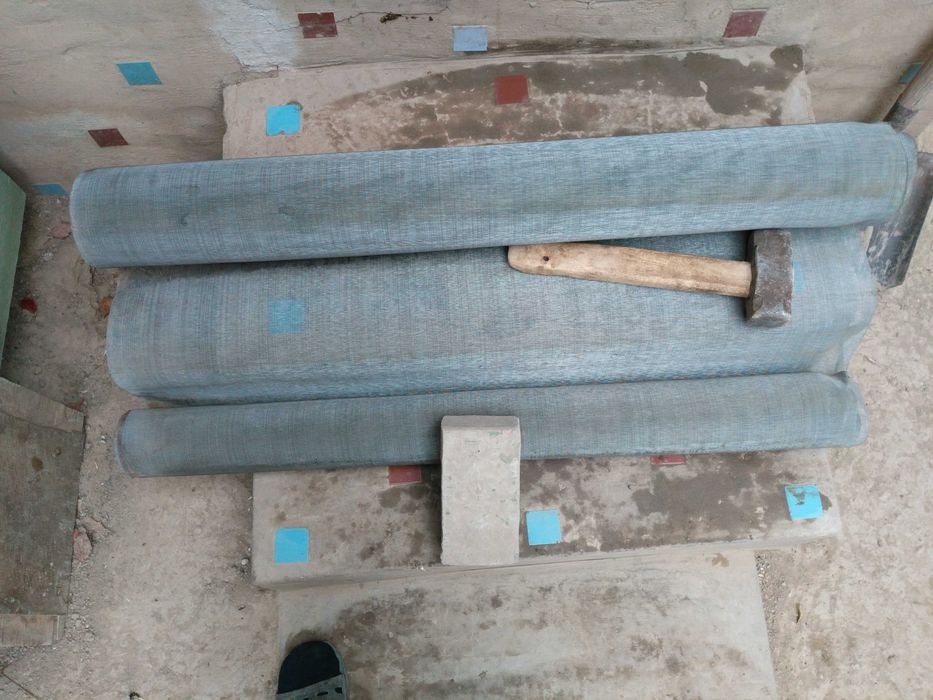 Сетка , нержавейка , ячея 1мм. , длина 3м. , ширина 1м. Цена 1м-150000