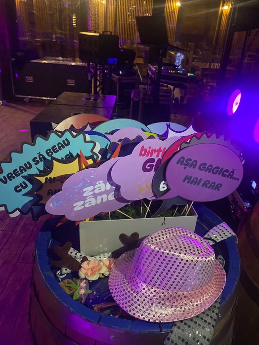 Oglindă Foto Magică & Cabină Foto - Închirieri pentru Nunți/Evenimente