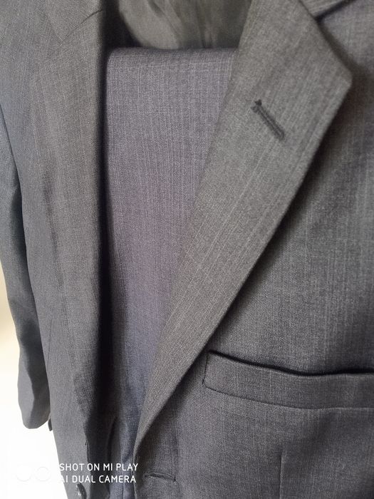 Продам мужской костюм