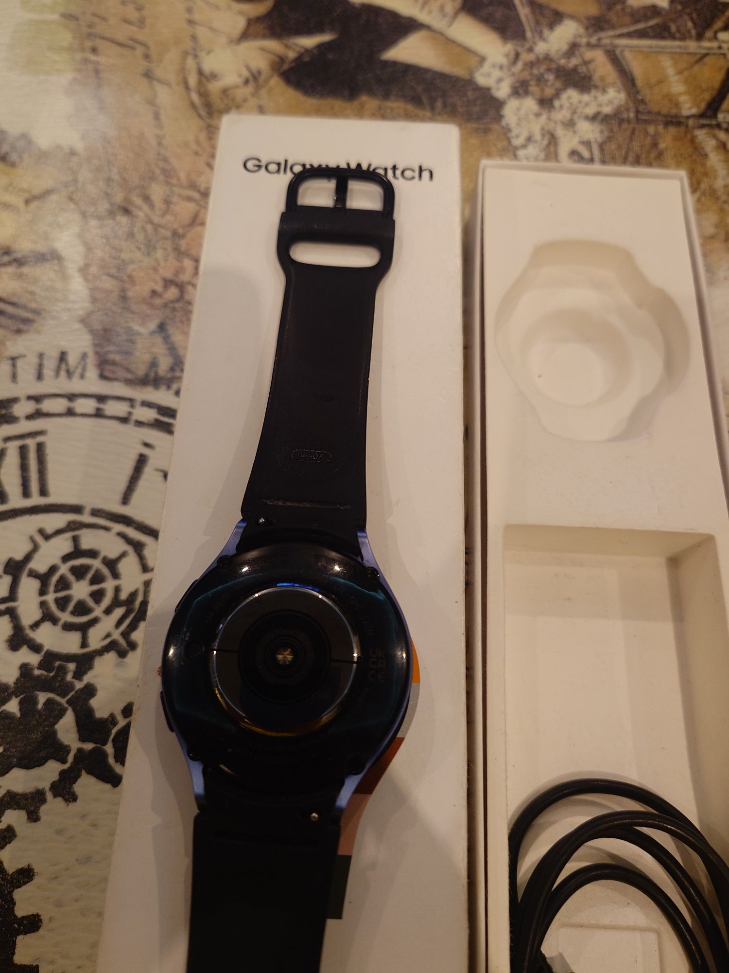 Samsung watch 5         .