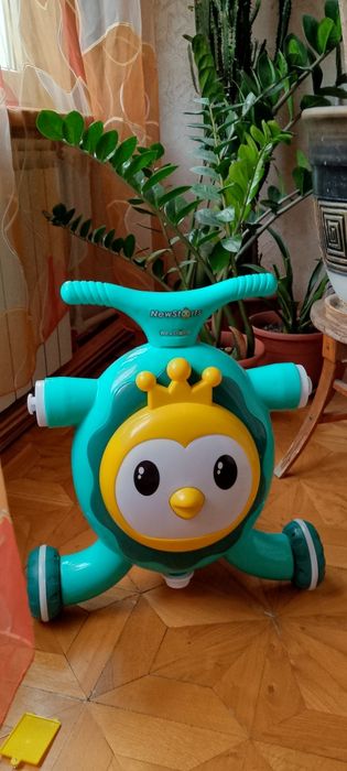 Беговел - каталка озвученный.