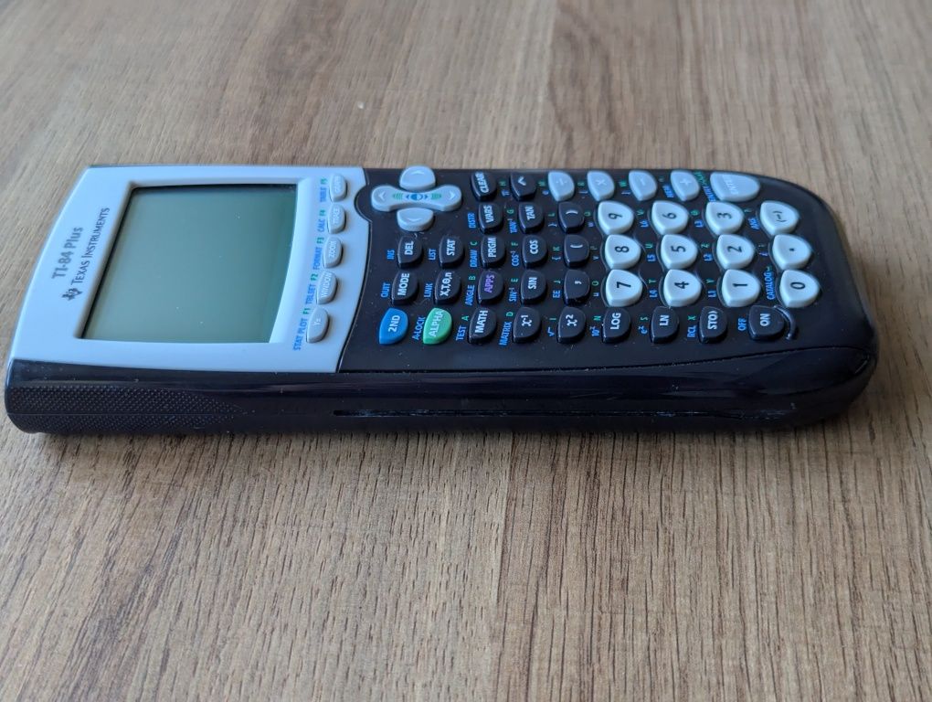 Калкулатор Texas Instruments GRAFIC TI-84 Plus