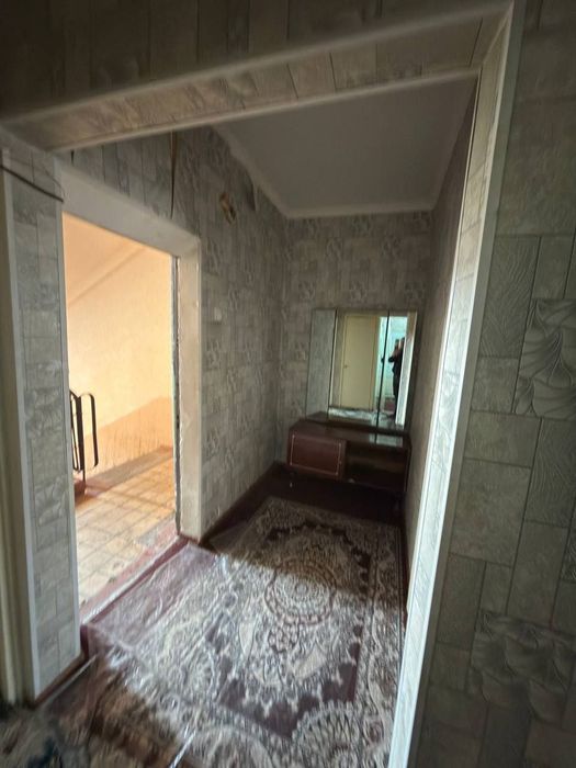 Продаётся 2 комнатная квартира улучшенной планировки на Юнусабад 19