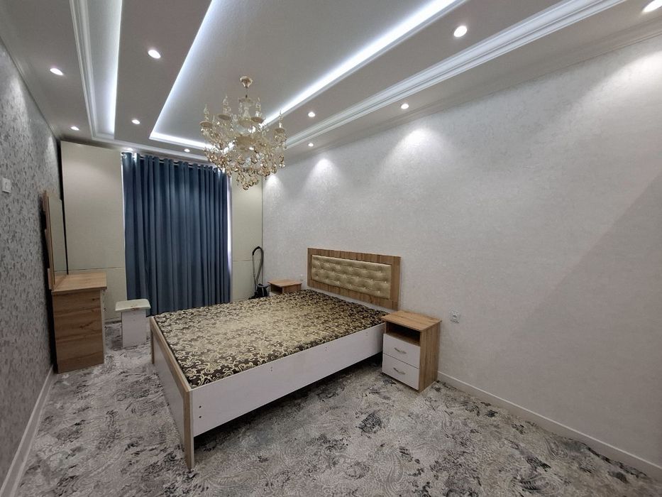 СдаетсЯ 3х комнатная Парцез