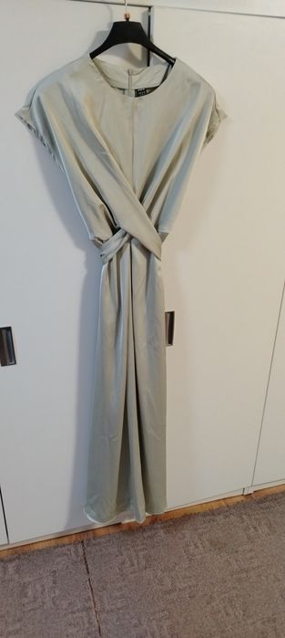 Vând rochiță superbă, mărimea S