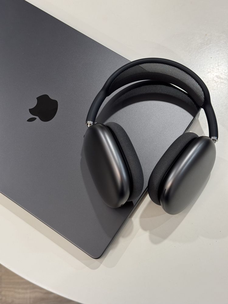 Airpods Max брендированные