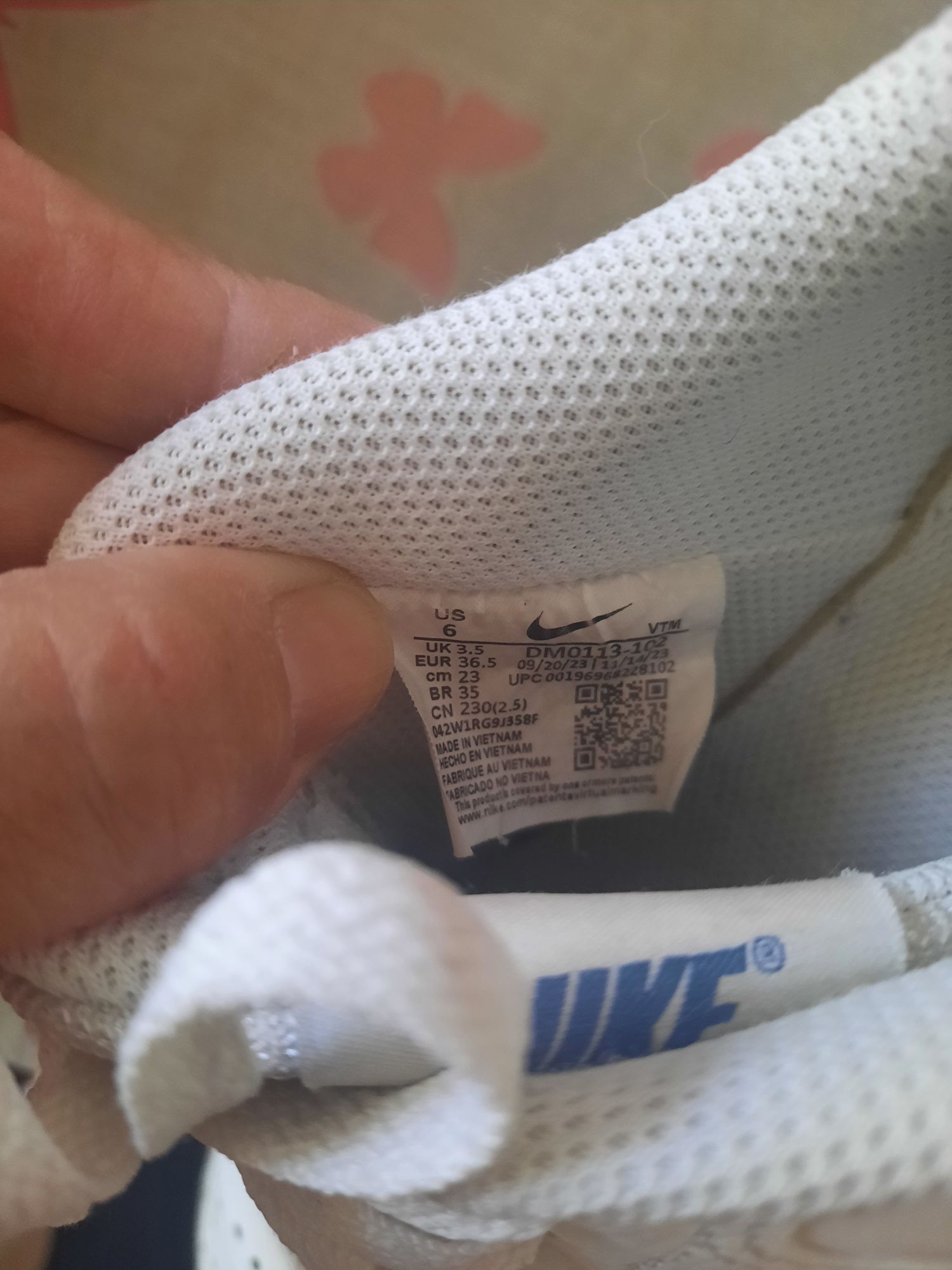 Нови детски сандали и маратонки NIKE