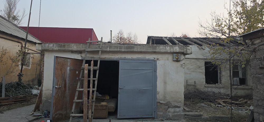 Текинга бераман. Ссср бетон плита бор. 5.10 узунлиги.  Эни 1.20.  Теки