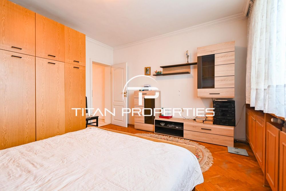 Дава се под наем Тристаен апартамент в София, Зона Б-18 - 118 кв.м за 650 € - Снимка #5