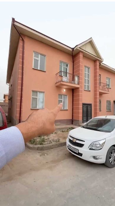 Гайбуда квартира сотилади.