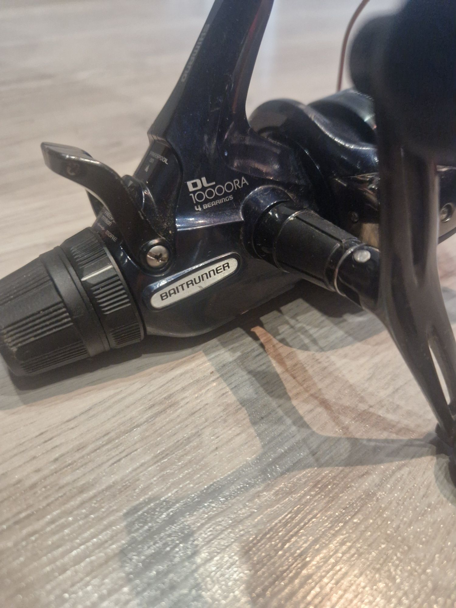 Макара SHIMANO Baitrunner 10000