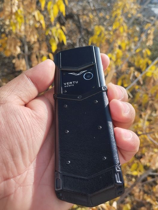 Vertu signature черный цвет