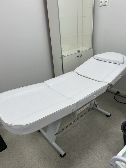 Кушетка косметологическая