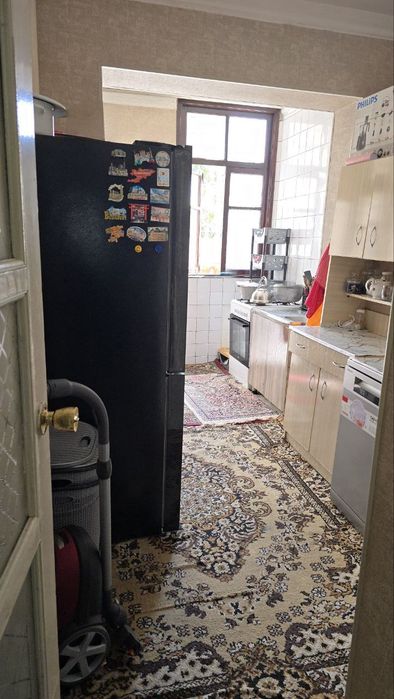 Продажа 3 хона 4 етаж 4 етажл 
Кора камиш 2/5
70 кв
Балкон 2*6