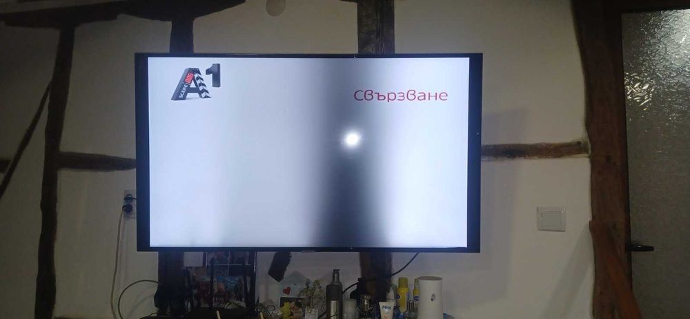 Продавам телевизор Samsung ue50nu7092u