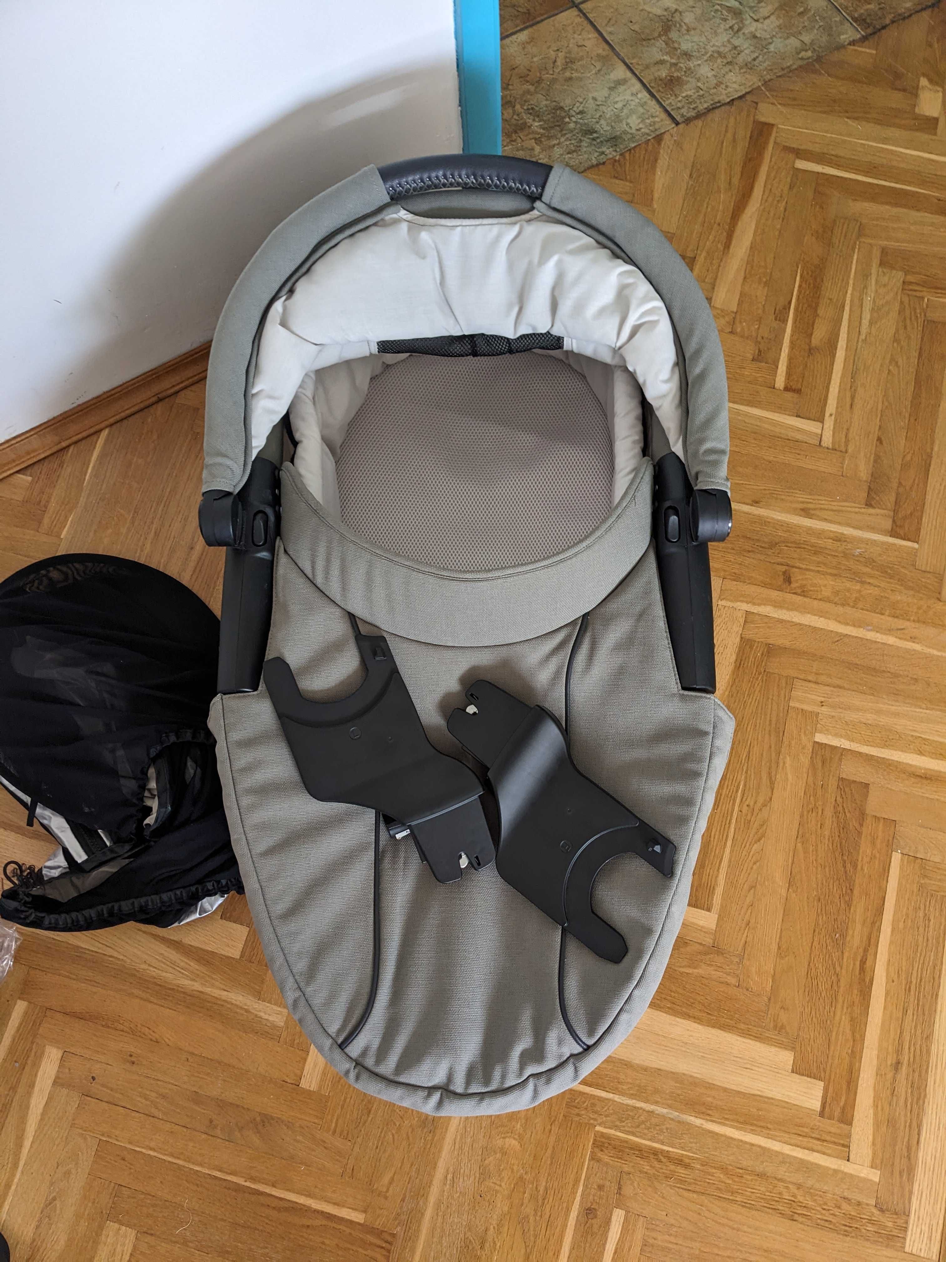 Продавам количка Mutsy Evo 2 + аксесоари към нея