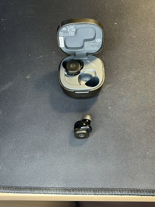 Casti Audio-Technica SQ1TW