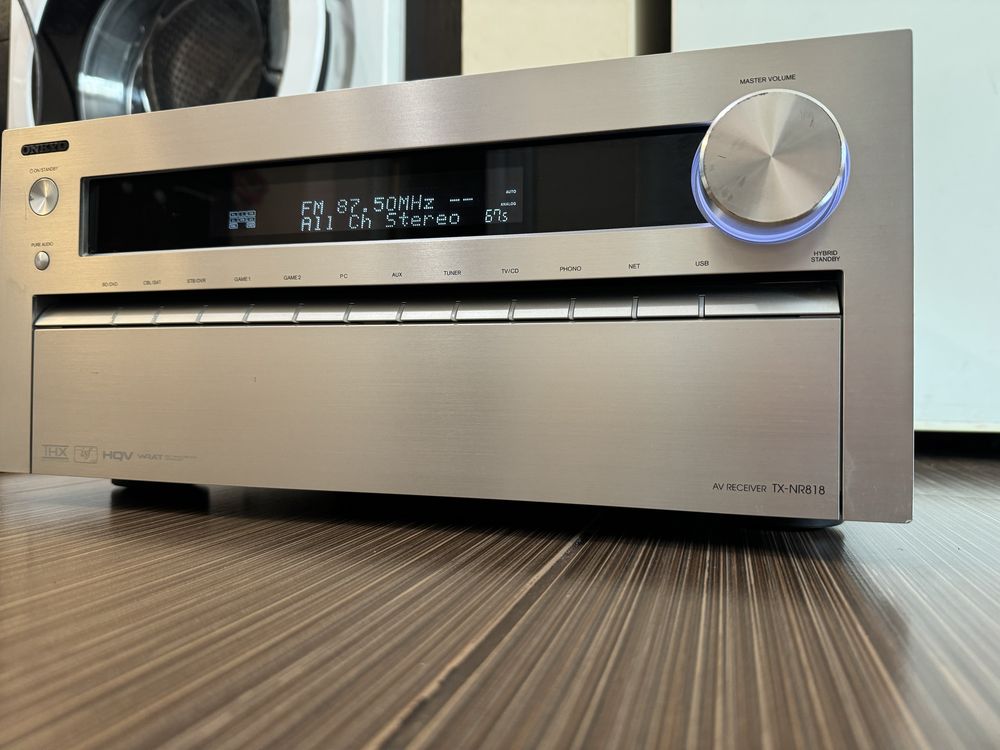 Onkyo TX-NR818 качествен ресивър