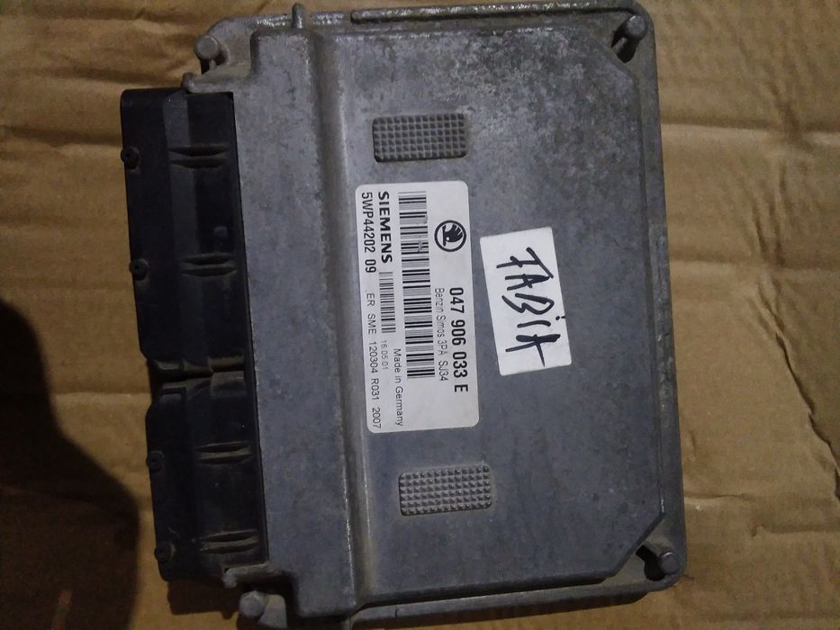 Ecu calculator motor Skoda Fabia 5wp44202.09 /047906033e motor 1.4
