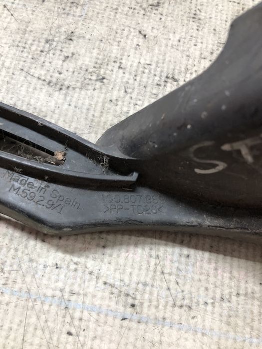 suport far stanga  volkswagen eos 2006