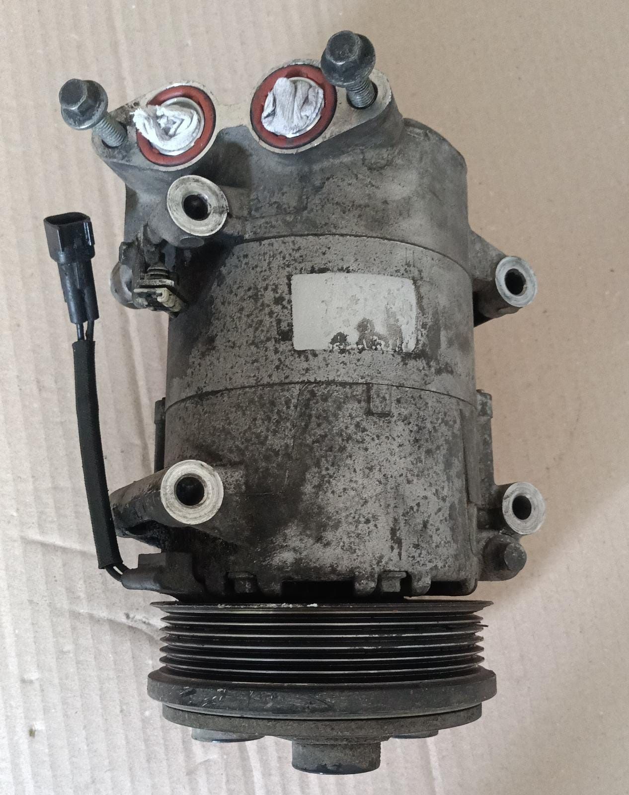 Compresor clima Ford focus 2 1.6 tdci an 2004,2005,2006,2007