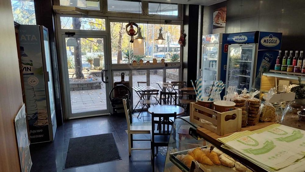 Продава се Магазин в Бургас, Център - 105 кв.м за 1970 €/кв.м - Снимка #1