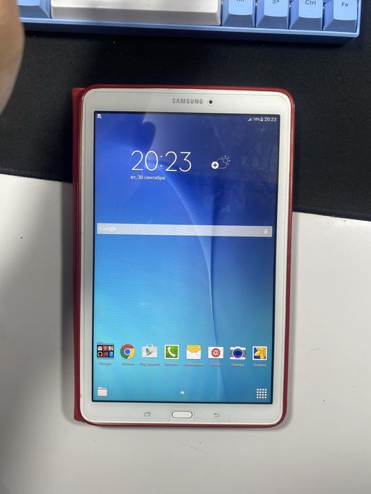 Galaxy tab E.