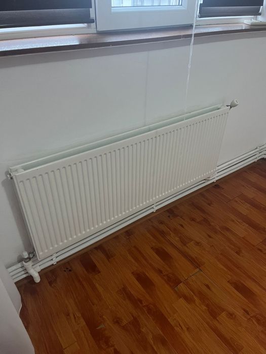 Apartament 2 camere DECOMANDAT
