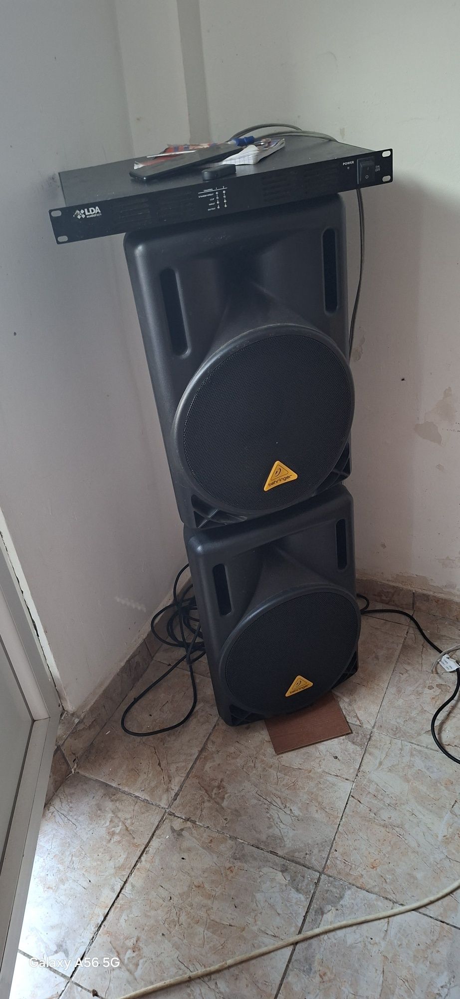 Vand Boxe pasive cu amplificare