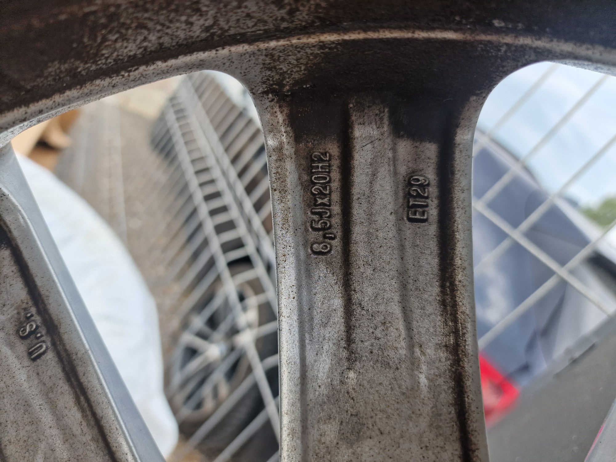 Гуми с Джанти за Mercedes GLE W166 275/50 R 20 Nokian